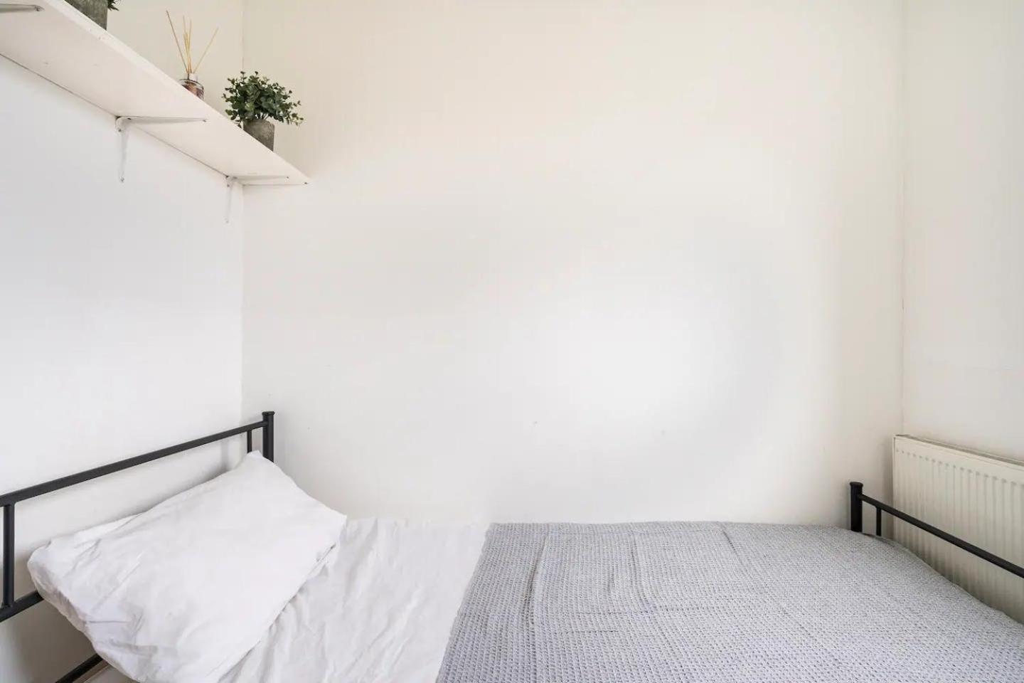 Large With Skyline View Homestay *